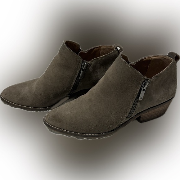 Lucky Brand Women’s Basel Bootie-Size 7.5 - Picture 6 of 10